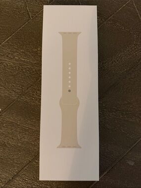NWT 40 MM Apple Sport Band in Sand